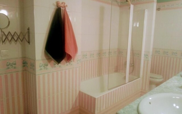 Wish-Suite San Jacinto de Sevilla Apartment