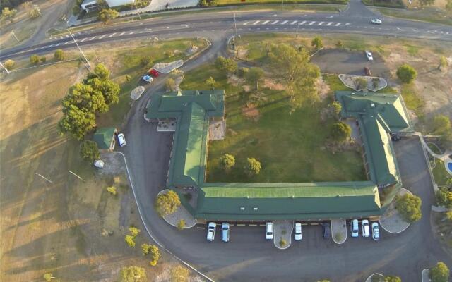 Quality Inn Overlander Homestead