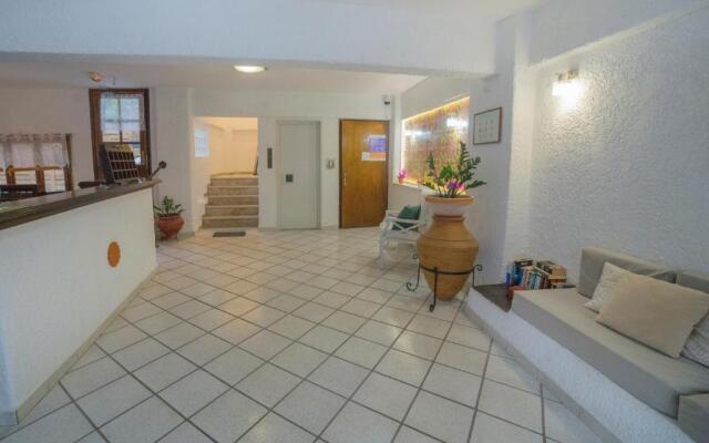 Oinoi Hotel