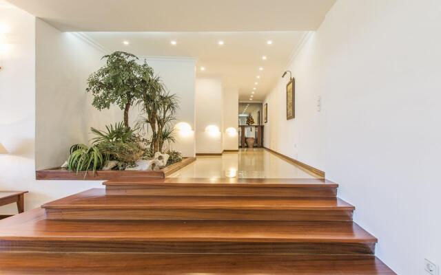 Villa Maia (AL) in Corroios