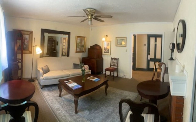 Cherokee Lodge