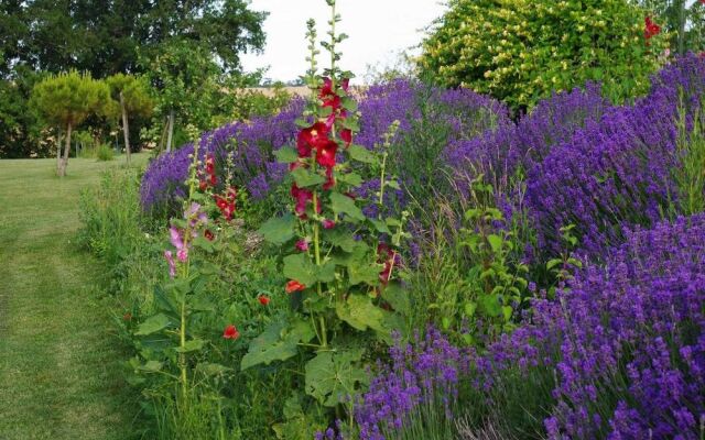 Le Hameau des Coquelicots