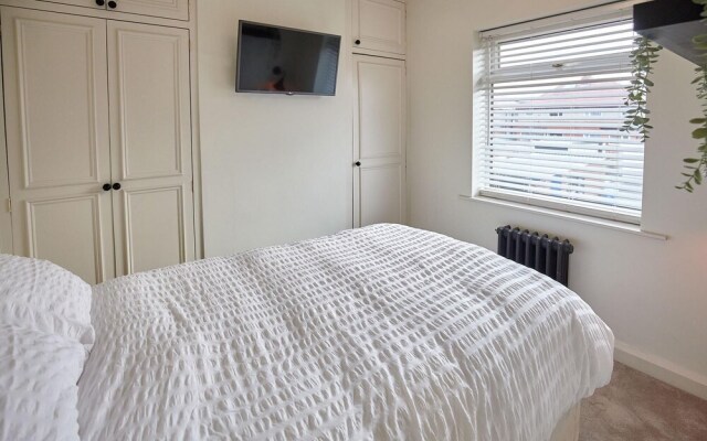 Host Stay Serene House