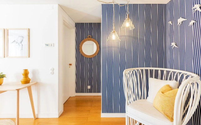 JOIVY Chiado Self Check-In 2-BR Flat w/Parking