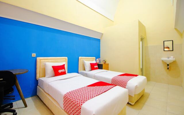 Grand Monica by OYO Rooms
