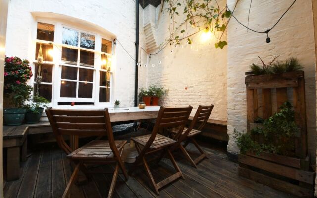 Astor Museum Inn Hostel