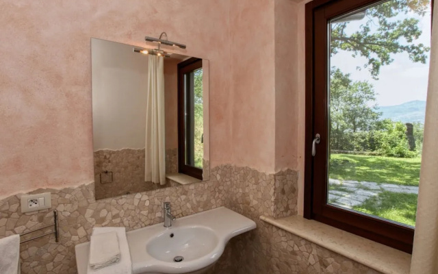 Mansion in San Valentino in Abruzzo Citeriore with Pool