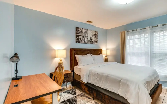 Cozy Newark Getaway 15 Mi to Manhattan