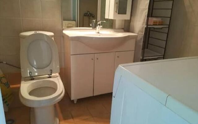 Central location Acropolis -Fix, 2 bedroom apartment