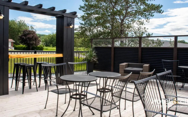 Motel Monaco Des Monts