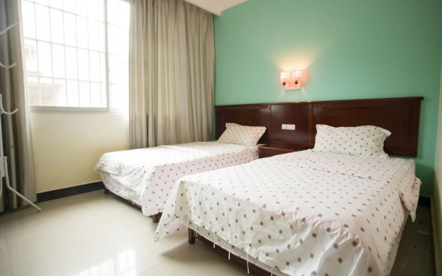 Yang Shuo Green Mountain Hotel