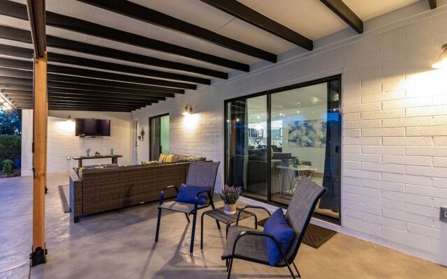 Glencove Mesa 4 Bedroom Home by RedAwning
