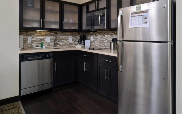 Staybridge Suites Rochester - Commerce Dr NW by IHG