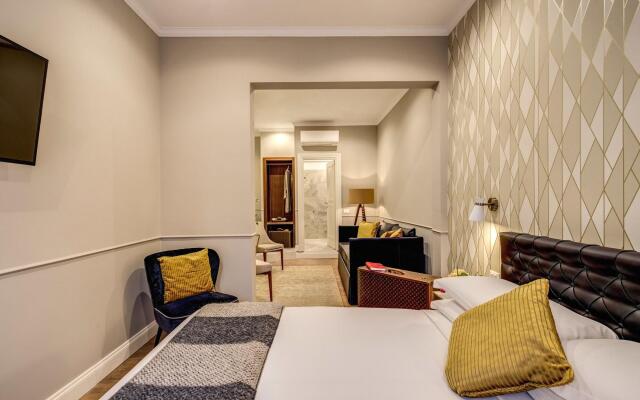Charme Spagna Boutique Hotel