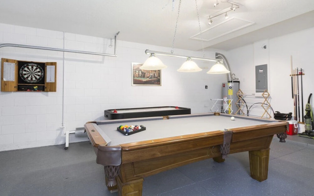 Poolhouse: 6 bedroom / 5 bath - OT4191