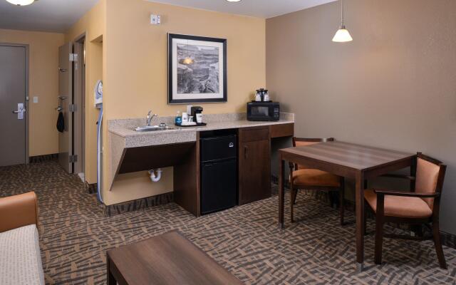 Holiday Inn Express & Suites Page - Lake Powell Area by IHG