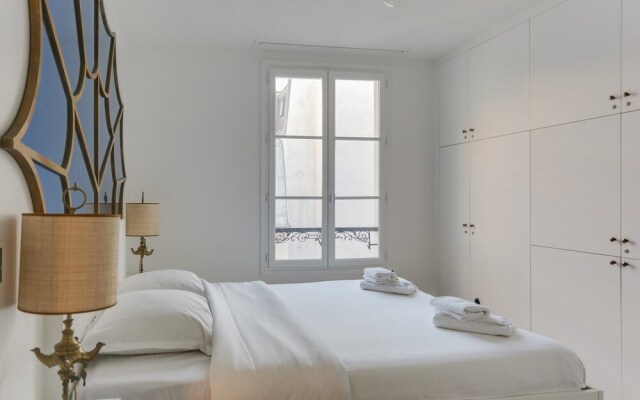 Stylish, and Spacious Apartment - Champs-elysées