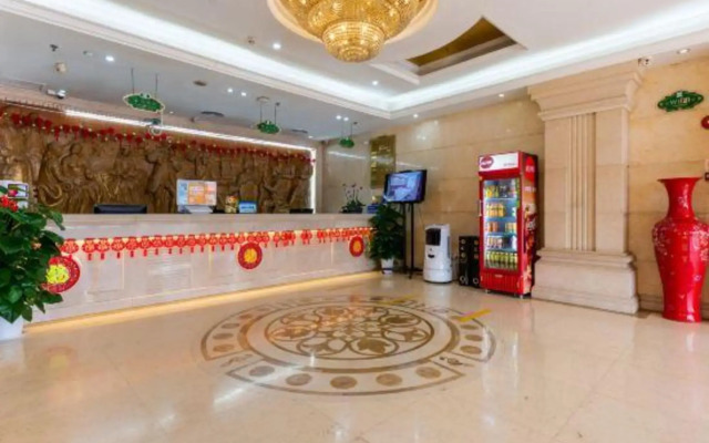 Towo Topping Hotel (Shenzhen Longgang FuPingStation Expressway)