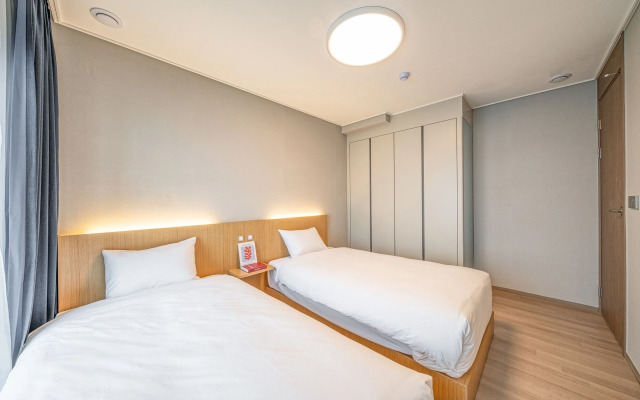 Sokcho I Park Suite Hotel and Residence