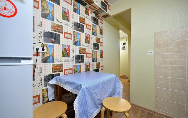 Apartments on Mira Avenue 34g