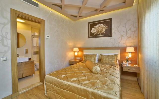 The Time Hotel Old City