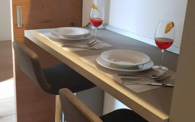 Snc1018 Modern Boutique Apartment