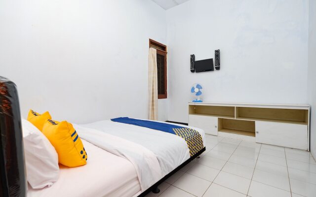 OYO 2240 Simpang Tujuh Residence