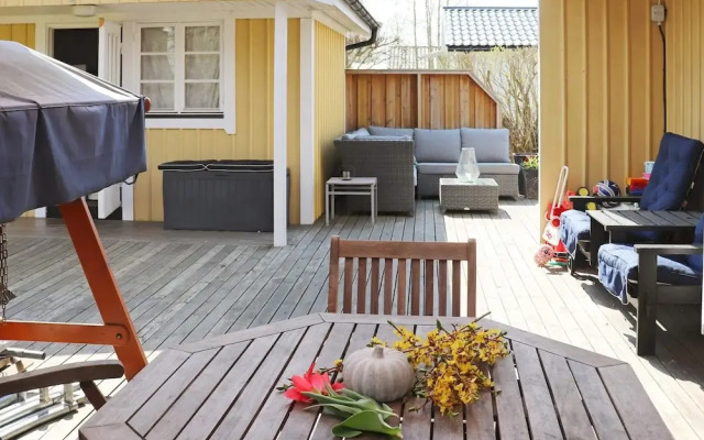 6 Person Holiday Home in Laholm-by Traum