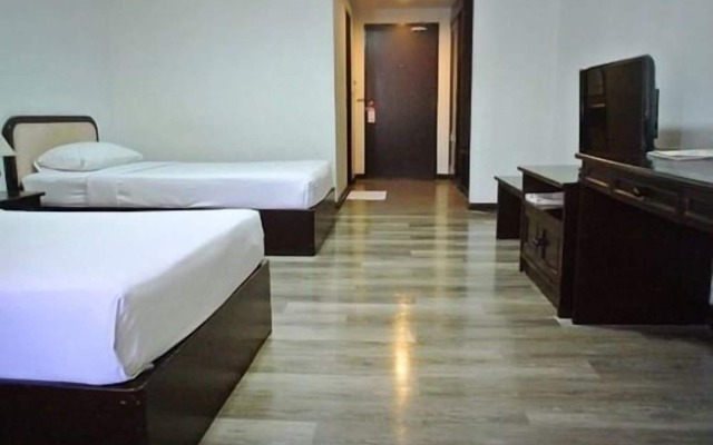 Royal Diamond Hotel
