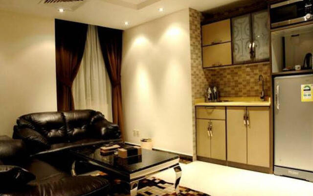 Al Yamama Palace Hotel Suites