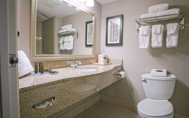 Wingate by Wyndham Savannah/Pooler