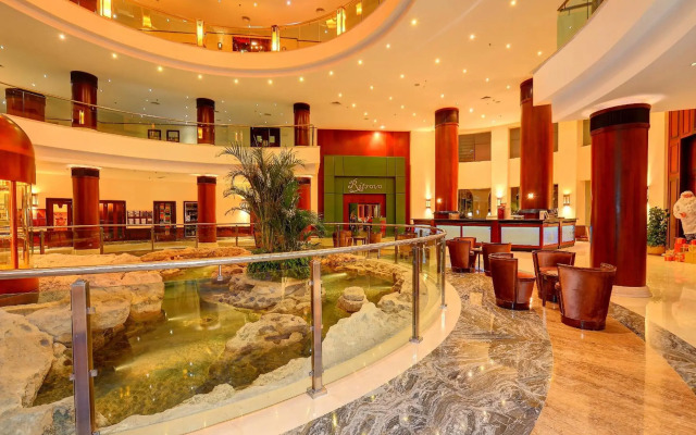 Stella Di Mare Beach Hotel & Spa