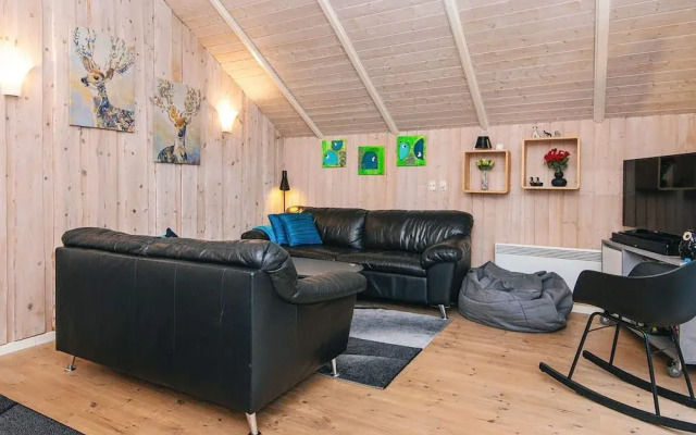 6 Person Holiday Home in Ansager