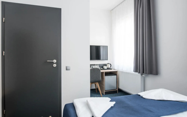 Fama Residence