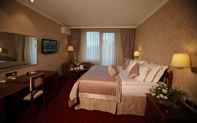 Grand Hotel & Spa Tirana