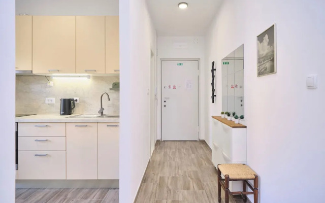 LAV Central Apartment by Litto