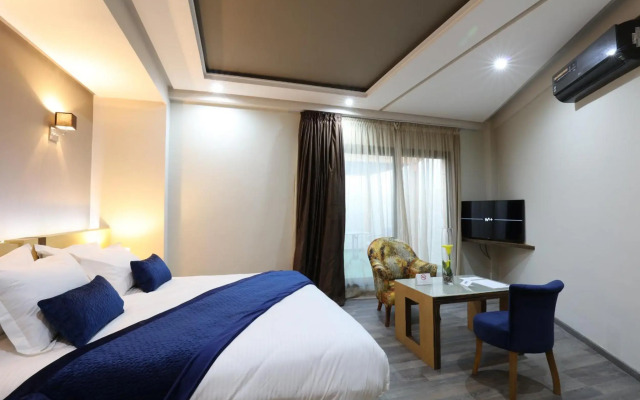 Silver Suites Hotel & Spa