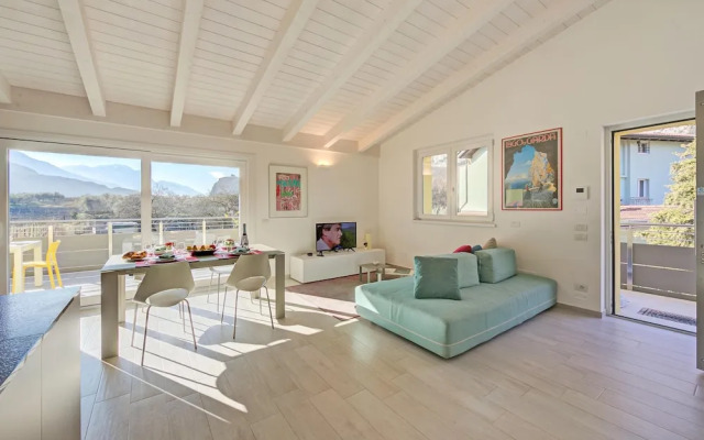 Mirabelle in Dro With 3 Bedrooms and 2 Bathrooms