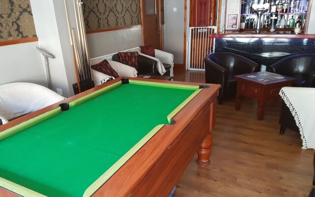 The Cresta Guest House