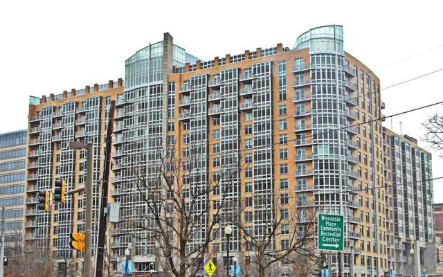 Weichert Suites at Wisconsin Place