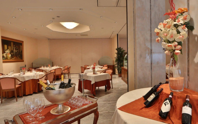 Best Western Hotel Globus City