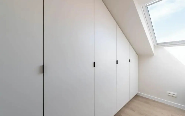 Modern Apartment Near Seabeach