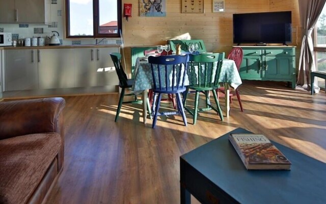 Lakeside Fishing Lodges