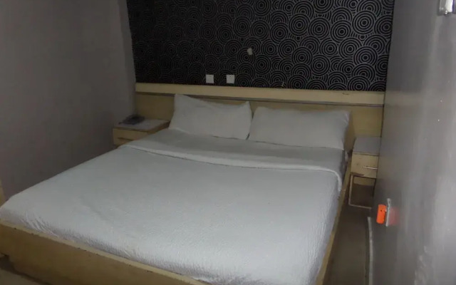 Zaaz Hotel