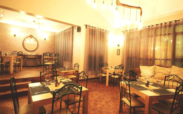 Boulevard Inn Mt Meru