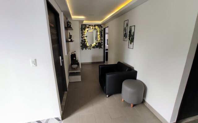 Cra. 81 No. 37d - 17