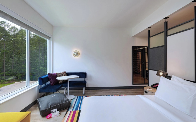 Aloft Little Rock West