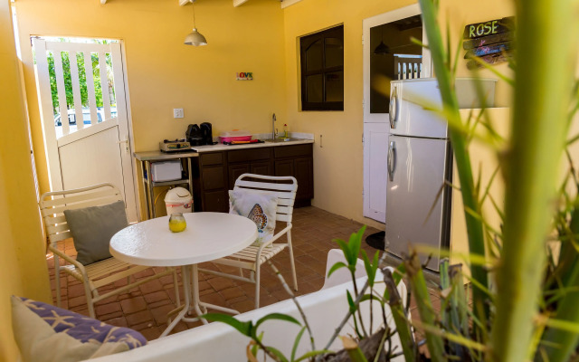 Casalina Garden Apartment Aruba