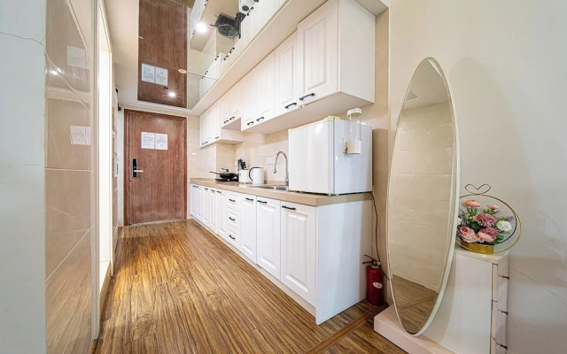 Shanghai Hills & Freshly Home Loft Retreat near NECC