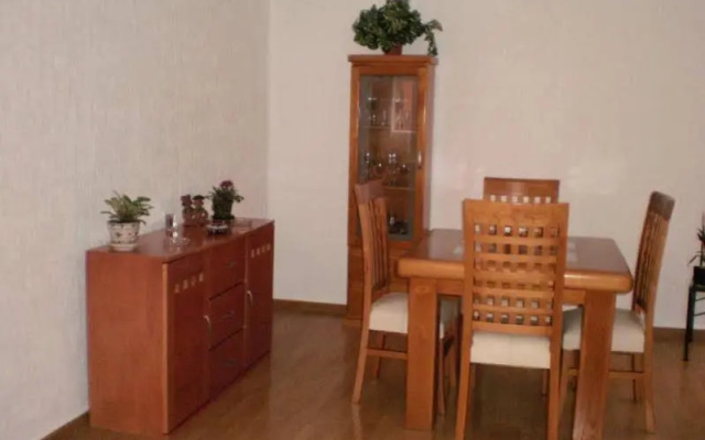 Steinhaus Homero